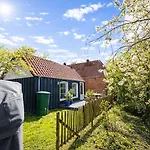 Huus An't Doerpsdiek Krummhörn