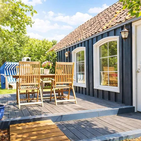 Huus An`t Dörpsdiek Semesterbostad Krummhörn