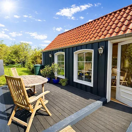 Huus An`t Dörpsdiek Semesterbostad Krummhörn