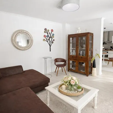 Huus An`t Dörpsdiek Semesterbostad Krummhörn