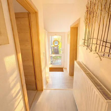 Huus An`t Dörpsdiek Semesterbostad *